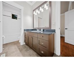 13029 14 Avenue, Surrey, BC V4A1G4 Photo 27