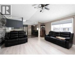 4pc Bathroom - 120 Hunter Street, Fort Mcmurray, AB T9K2K6 Photo 7
