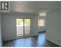 54 Country Hill Drive Unit# 318, Kitchener, ON N2E1R7 Photo 6