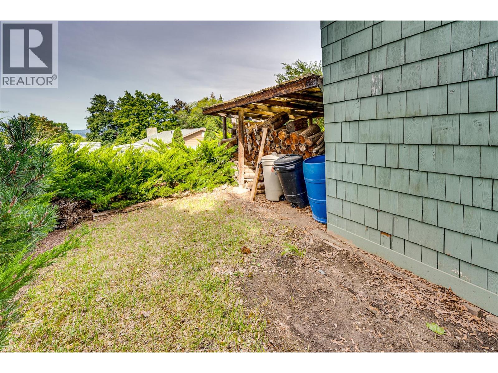 3275 Upper McLeod Road - Image 65