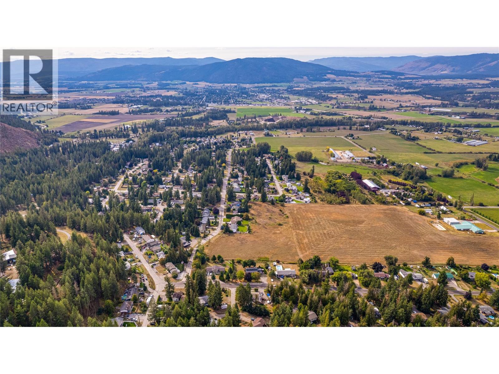 3275 Upper McLeod Road - Image 4