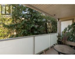 203 3230 Glasgow Ave, Saanich, BC V8X1M2 Photo 12
