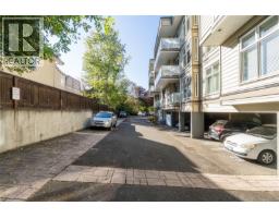 203 3230 Glasgow Ave, Saanich, BC V8X1M2 Photo 19