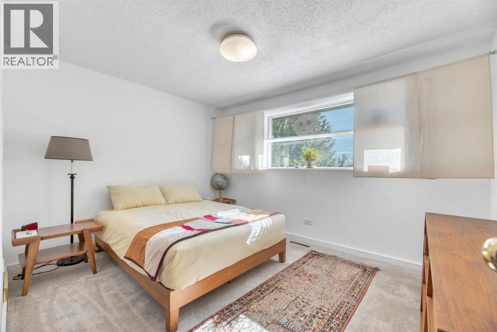 104 1 Avenue NE - Image 21