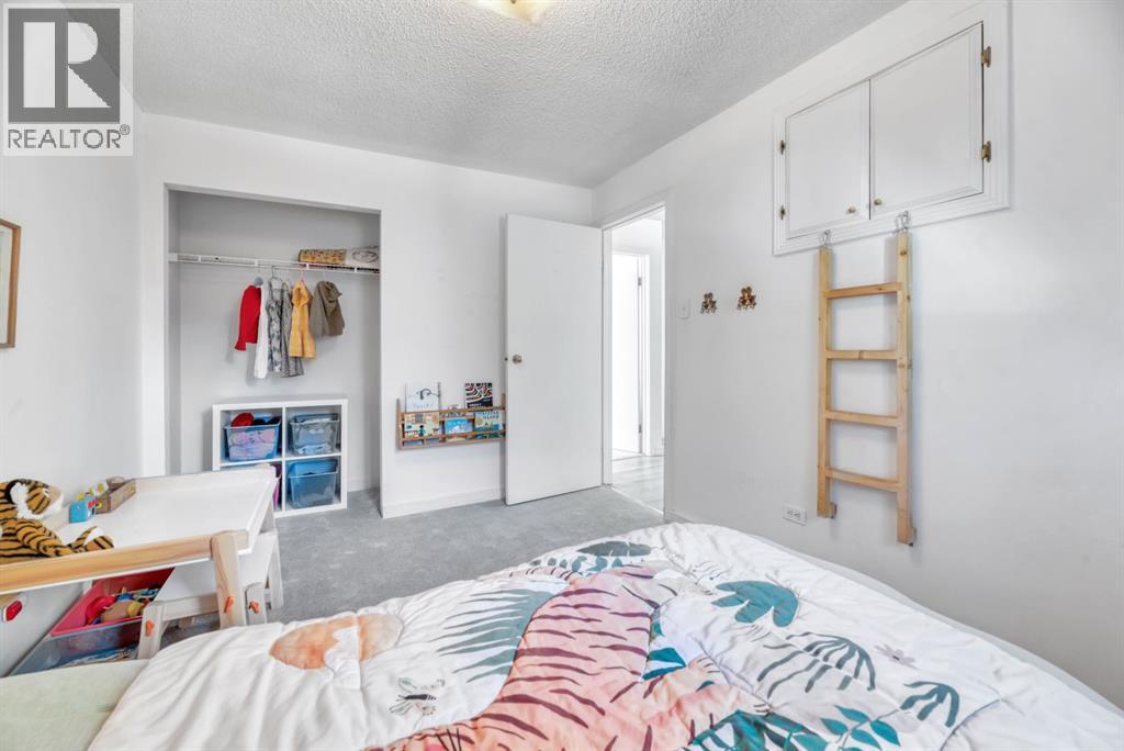 104 1 Avenue NE - 24