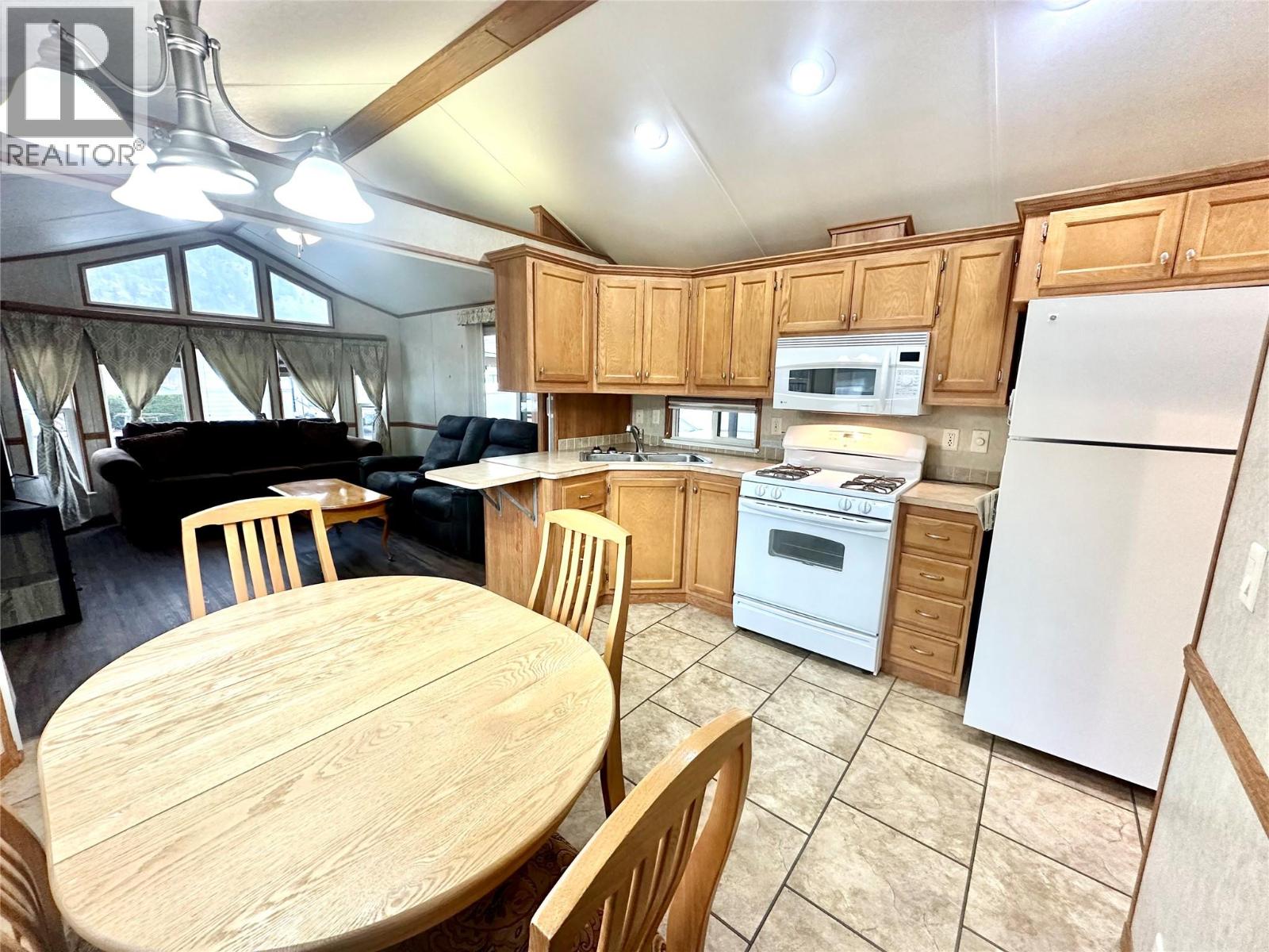 4354 Highway 3 Unit# 80, Keremeos