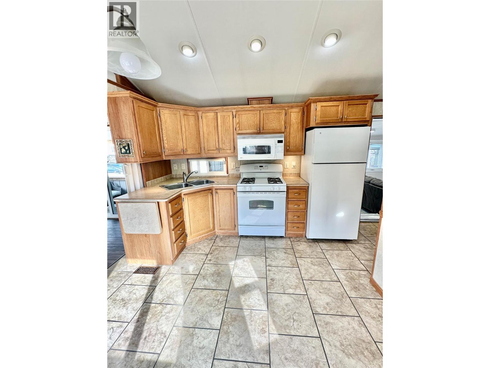 #80 4354 Highway 3 - 37