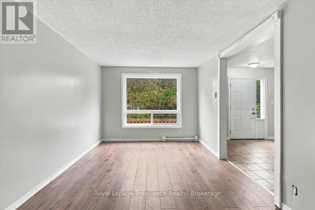 #3 11 TRACEY PARK DRIVE - 10