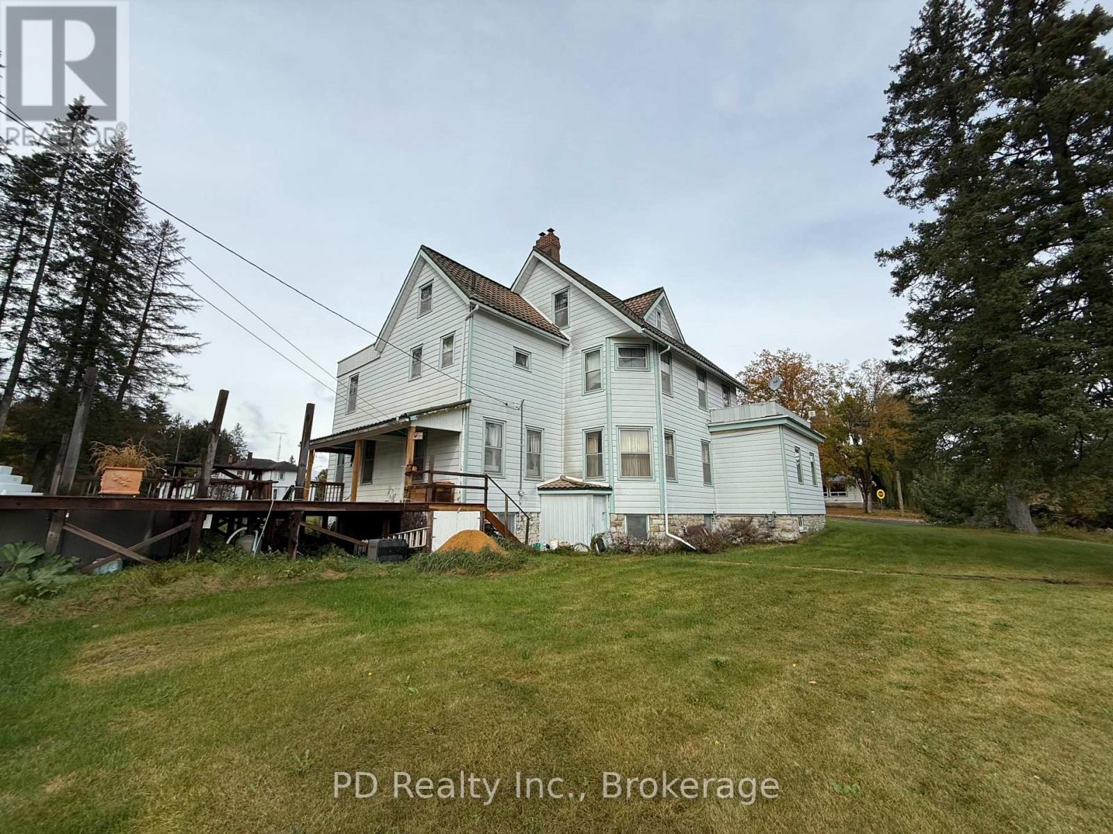 8 PRIVATE (DELORO) ROAD - 14