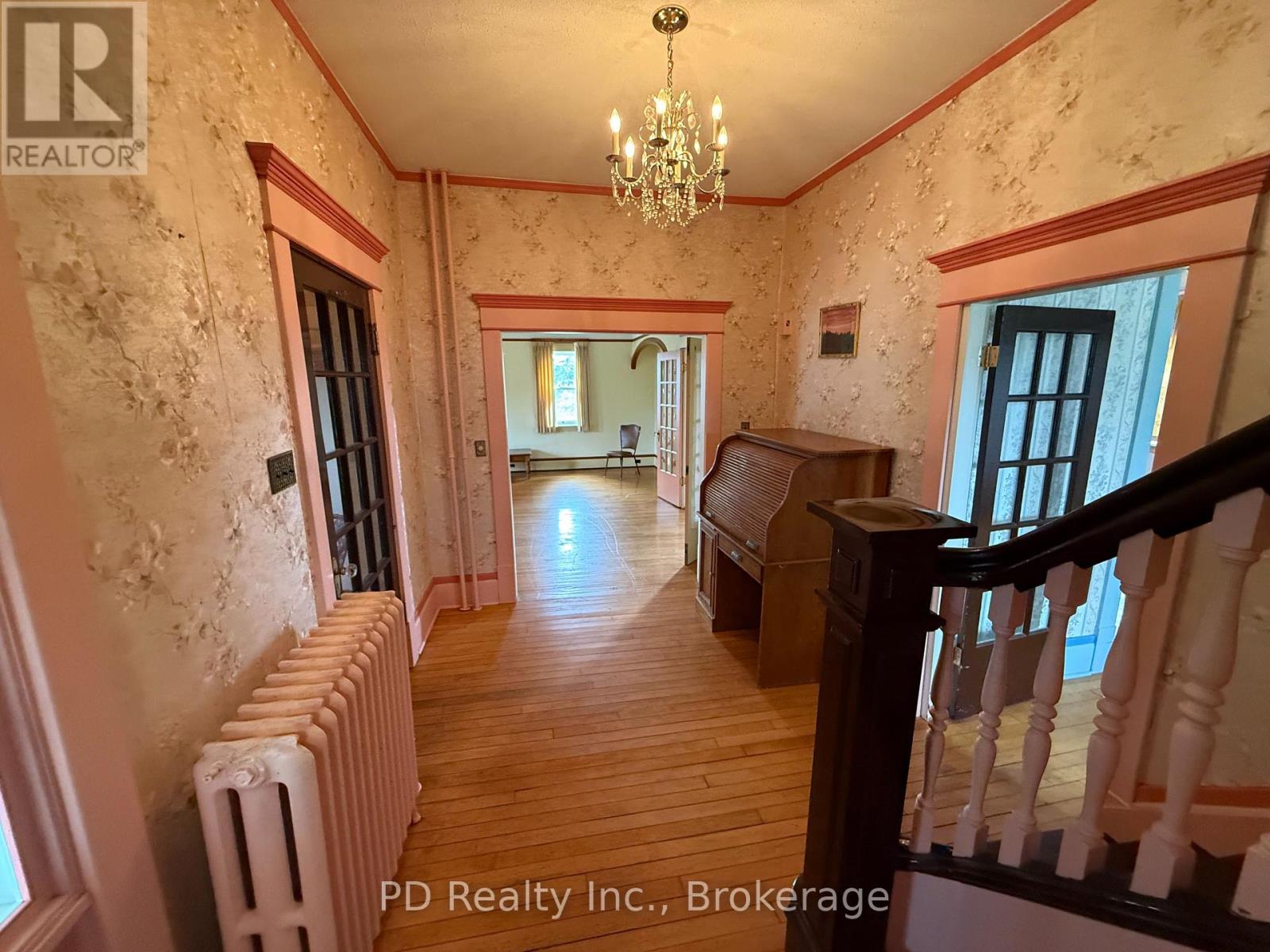 8 PRIVATE (DELORO) ROAD - Image 15