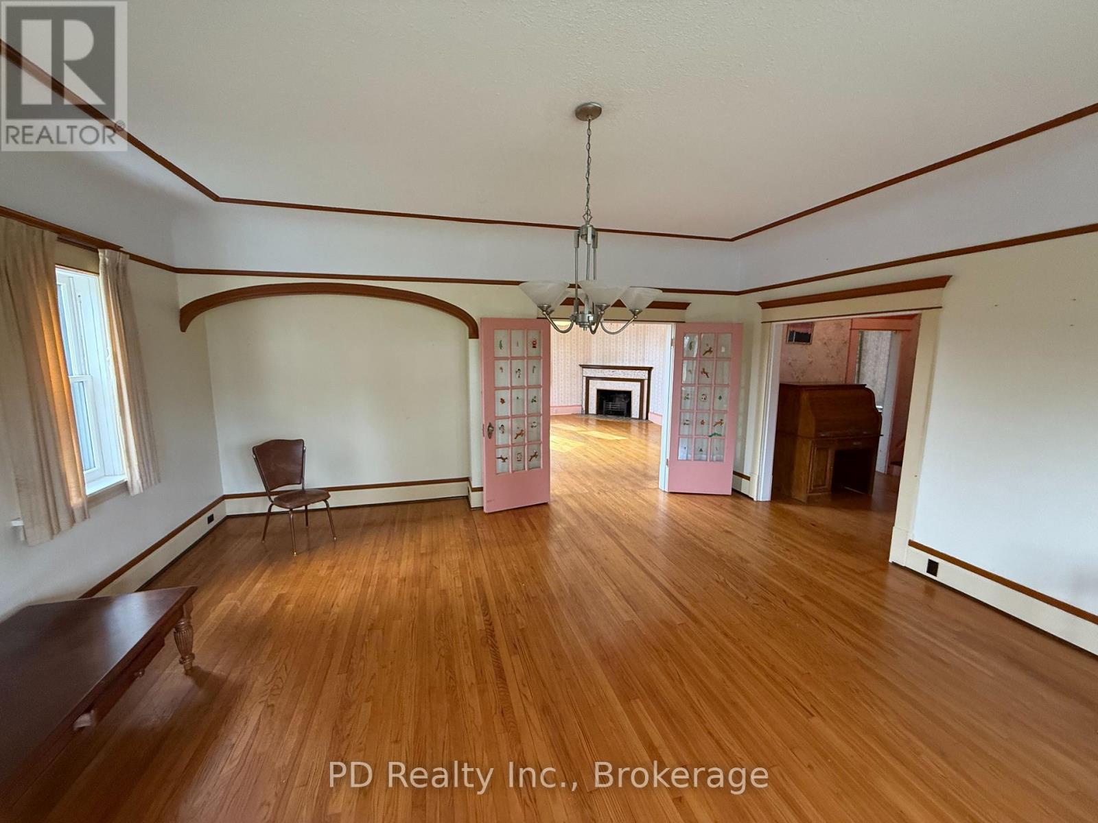 8 PRIVATE (DELORO) ROAD - Image 19
