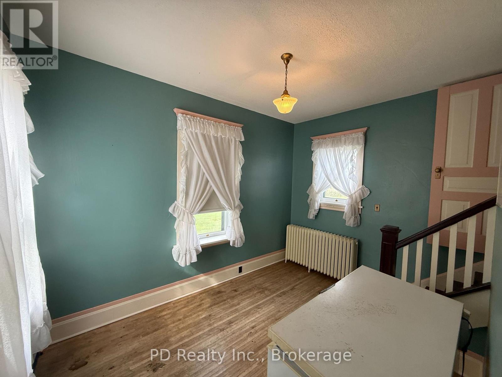 8 PRIVATE (DELORO) ROAD - 26