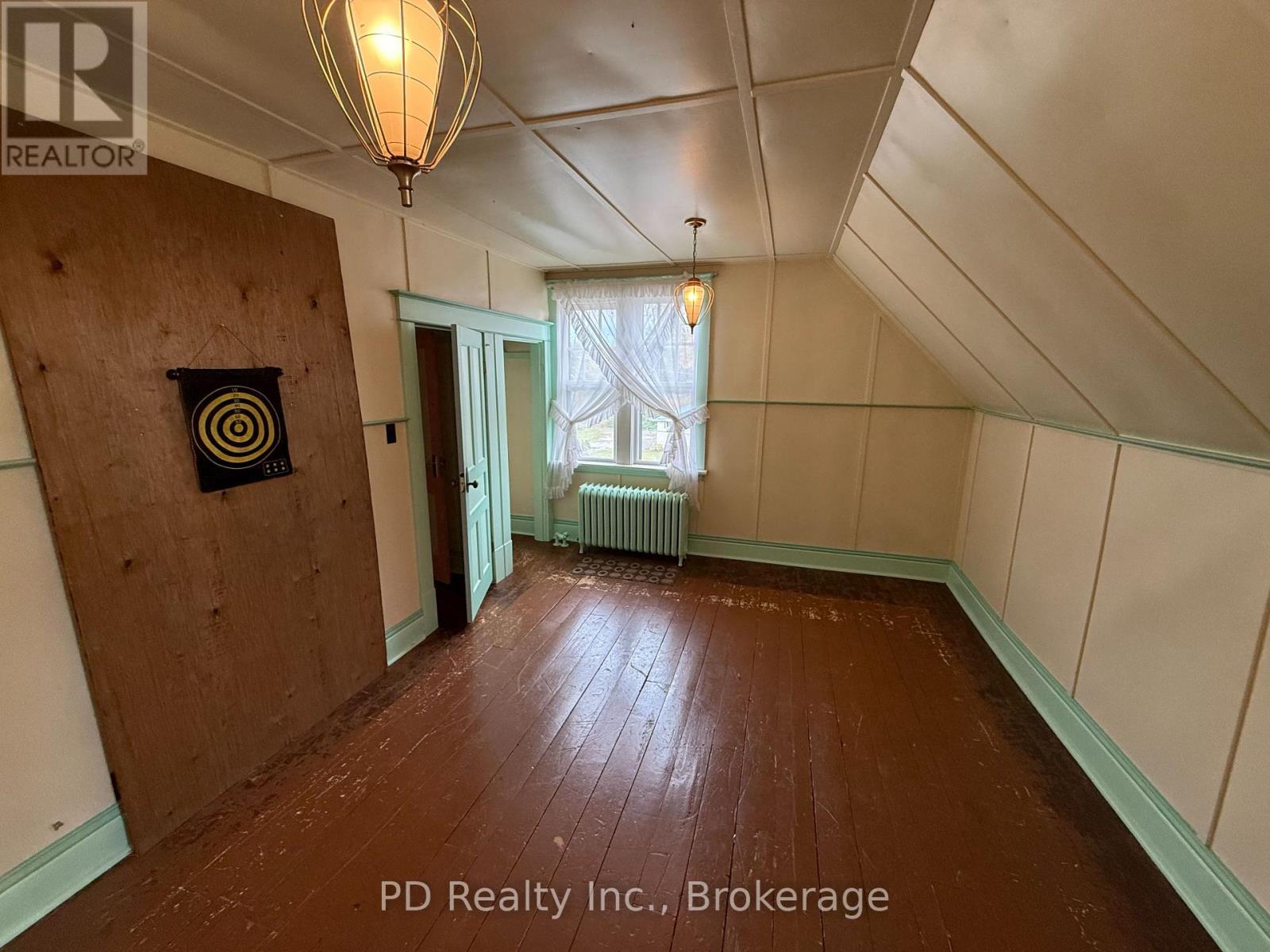 8 PRIVATE (DELORO) ROAD - 38