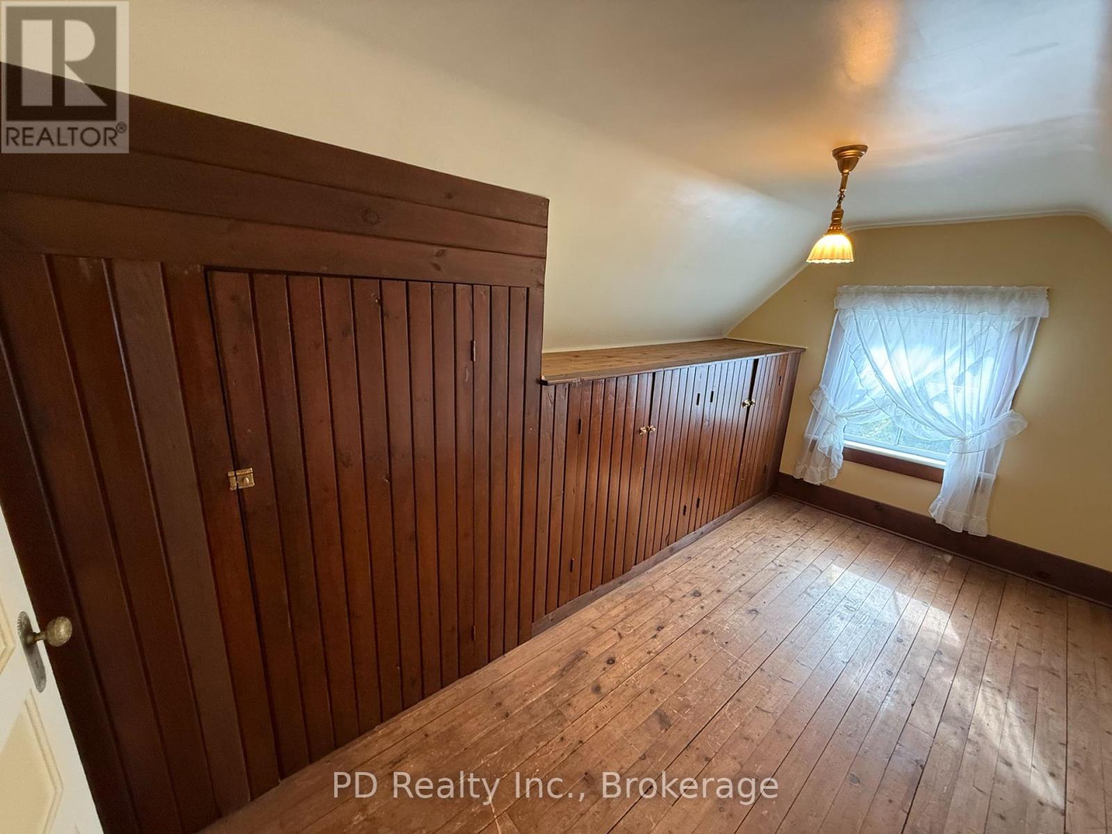 8 PRIVATE (DELORO) ROAD - Image 40