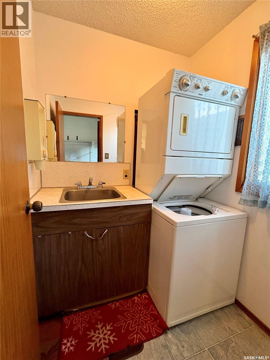 306 2nd STREET W - 19