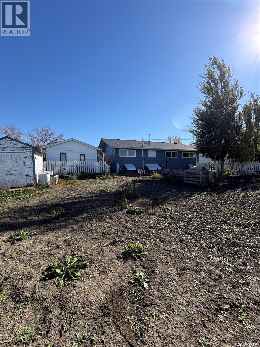 306 2nd STREET W - 25