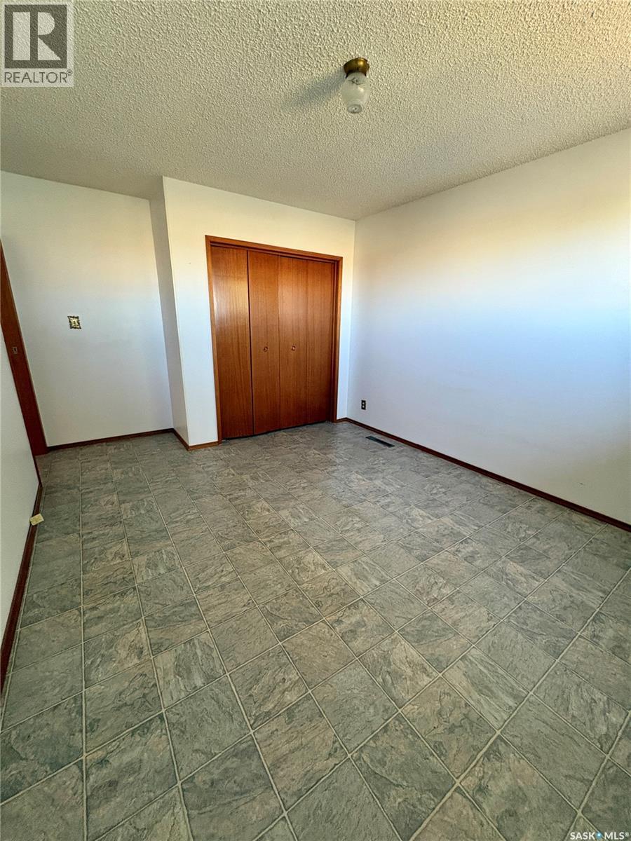 306 2nd STREET W - 9
