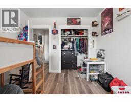1305 18 Avenue S - photo 7