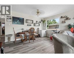 1305 18 Avenue S - photo 5