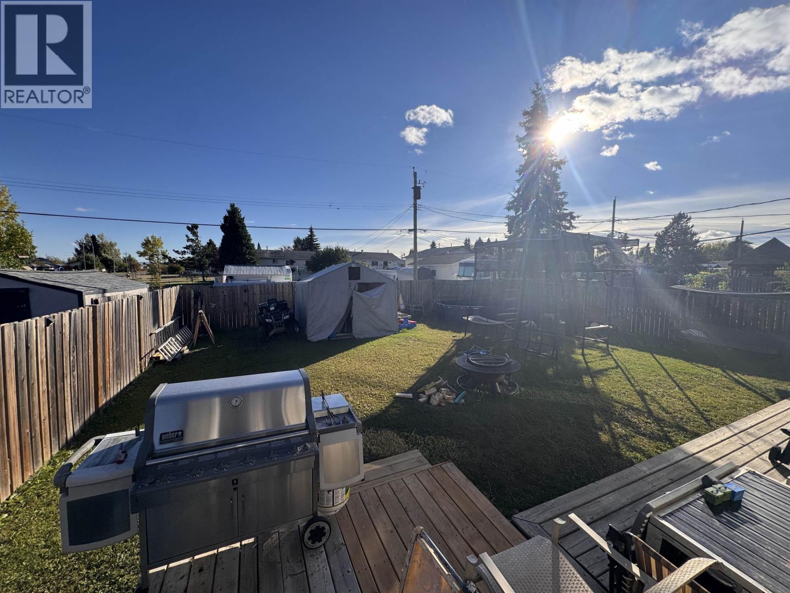 8211 96 AVENUE - 28