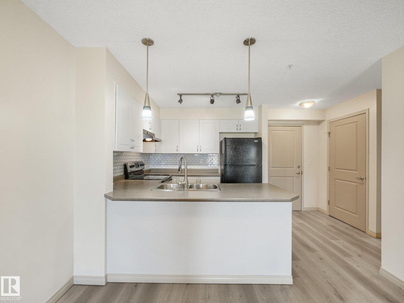 #214 11445 ELLERSLIE RD SW - 17
