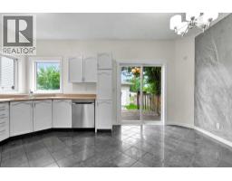 4pc Bathroom - 7097 Laguna Way Ne, Calgary, AB T1Y7A7 Photo 9