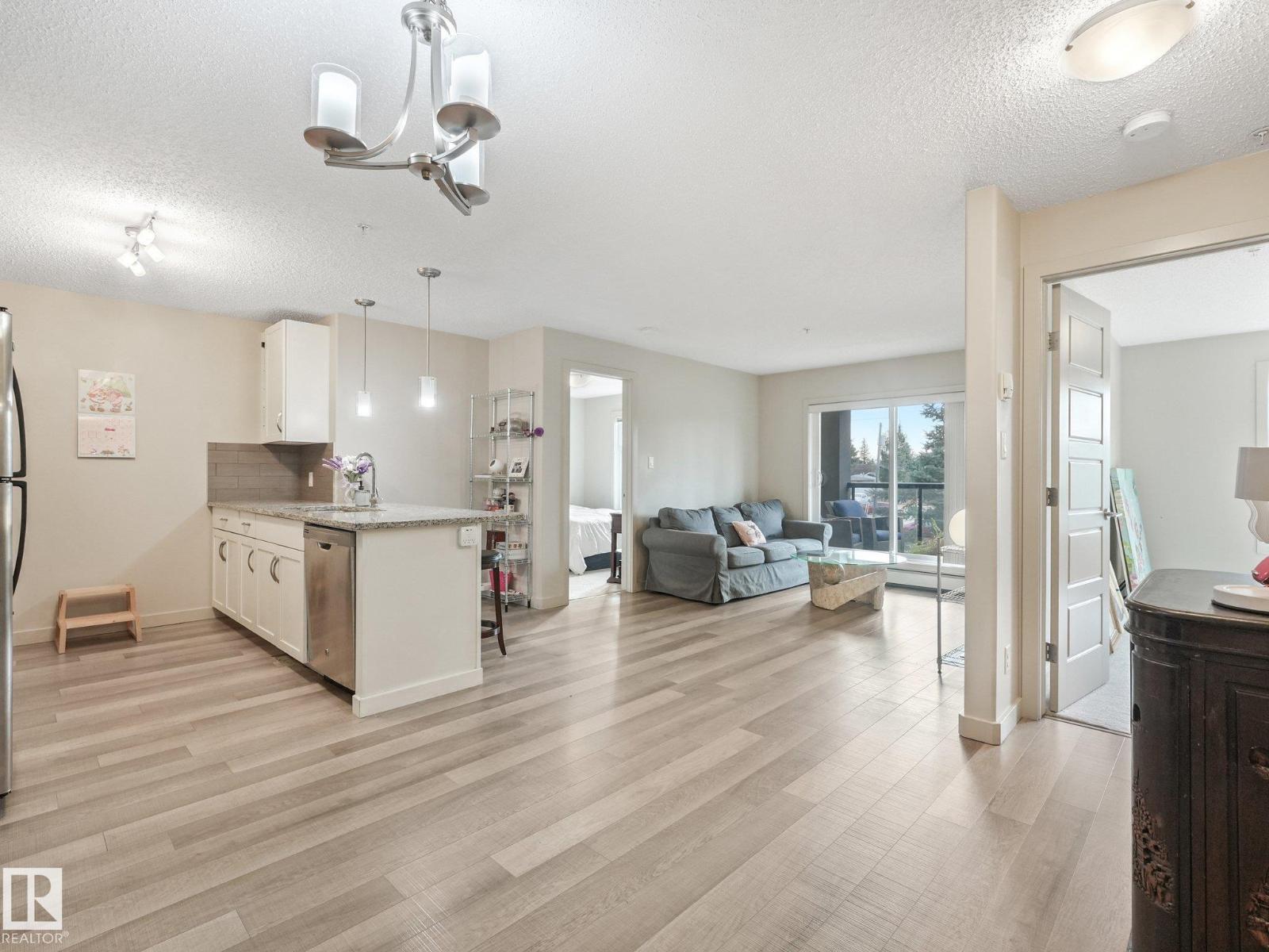 #259 7805 71 ST NW - 12