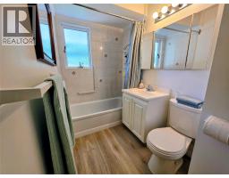 460 10th Avenue, Montrose, BC V0G1P0 Photo 14