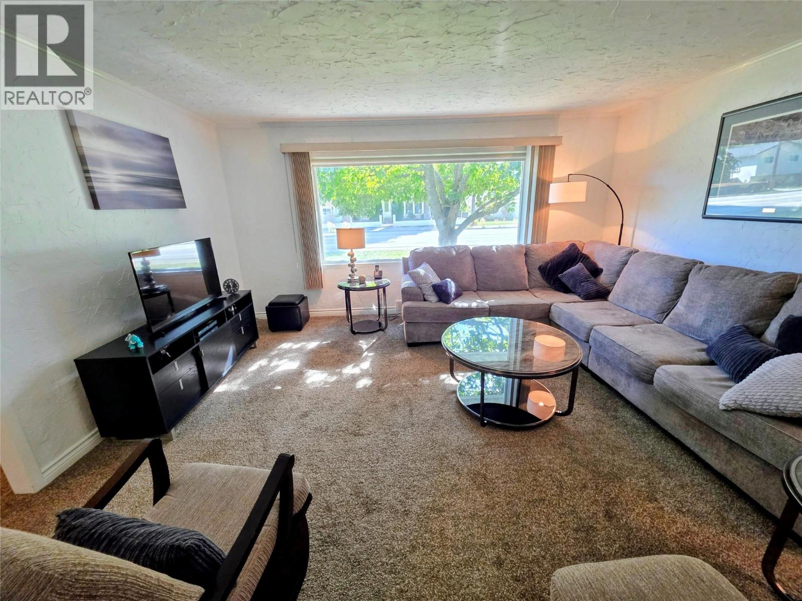 460 10th Avenue - 7