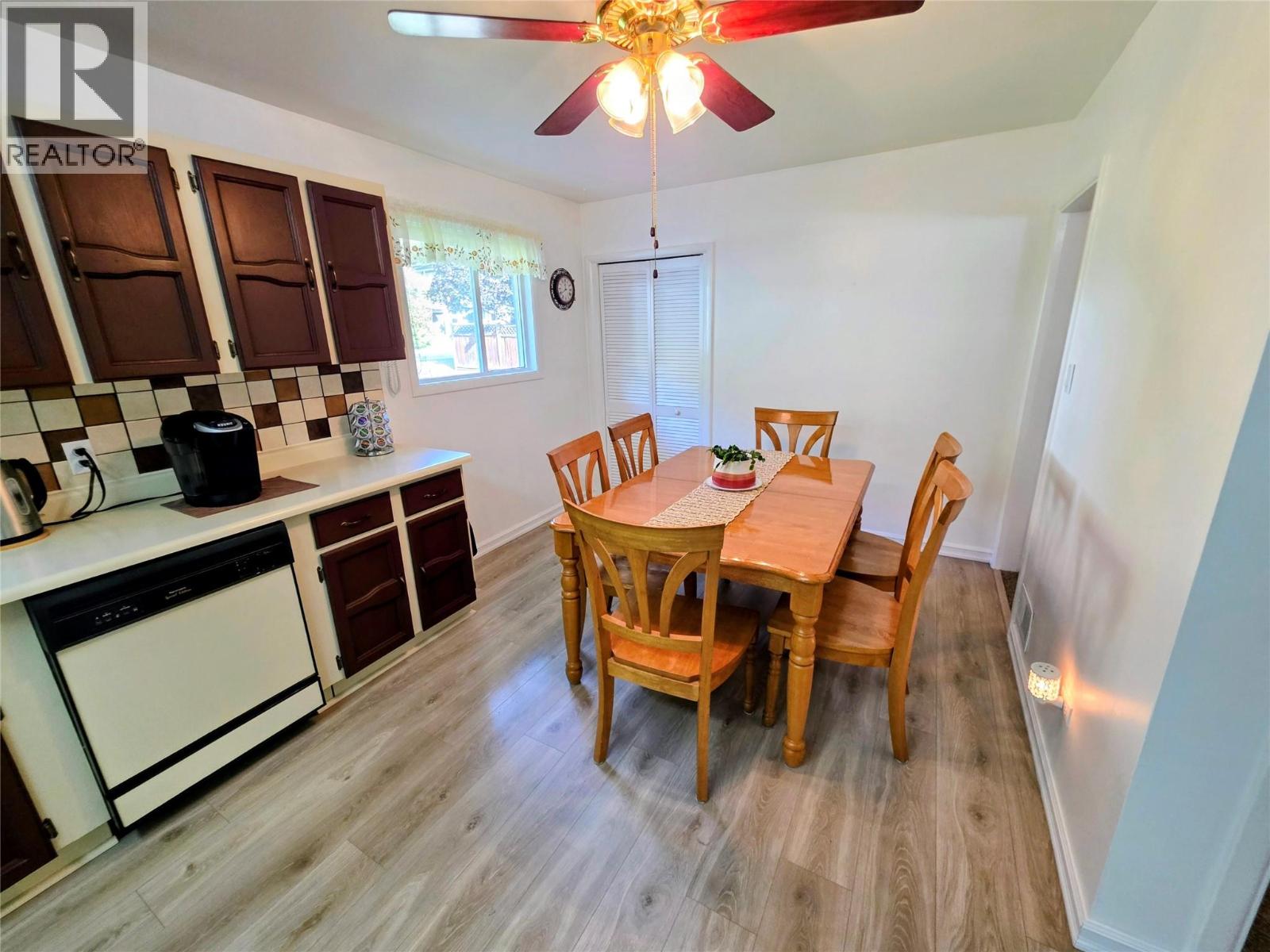 460 10th Avenue - 10