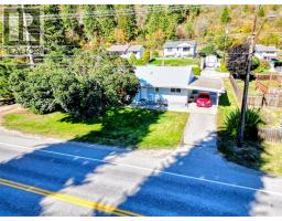 460 10th Avenue, Montrose, BC V0G1P0 Photo 32