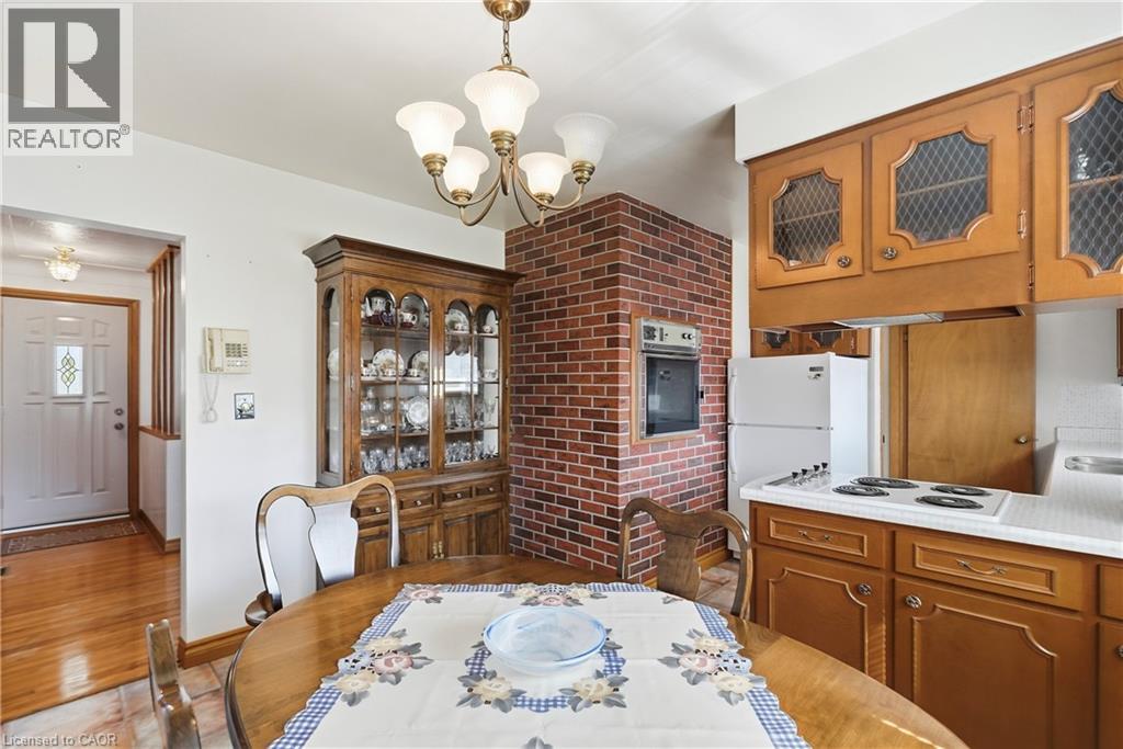 691 WINSTON Road - 22