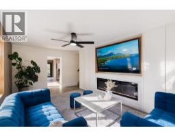 5828 Brown Place, Peachland, BC V1Y4J1 Photo 16