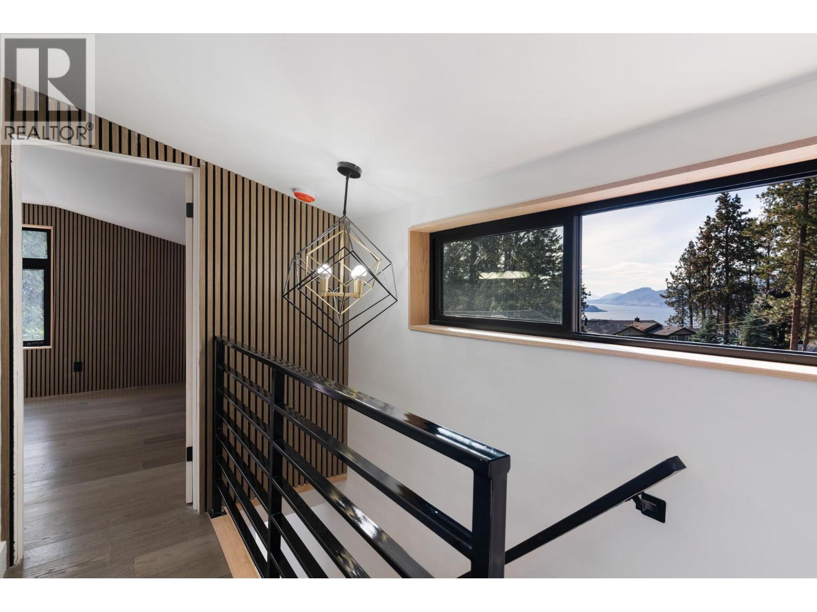 5828 Brown Place, Peachland