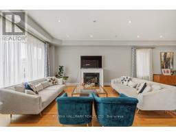 55 Marbrook Street, Richmond Hill, ON L4C0Y8 Photo 13