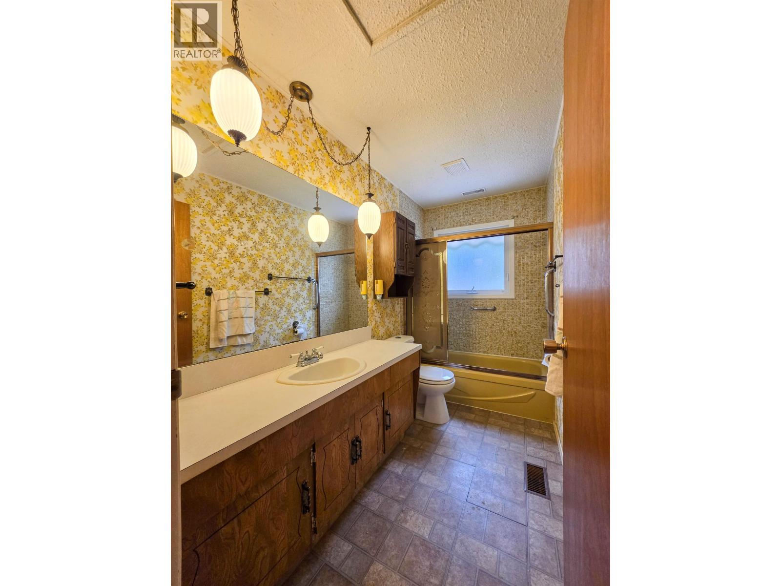 63 OKANAGAN STREET - 7