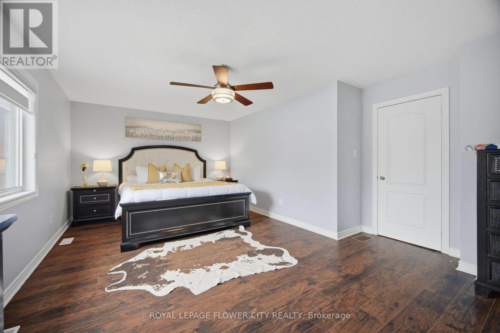 39 HADFIELD CIRCLE - 24