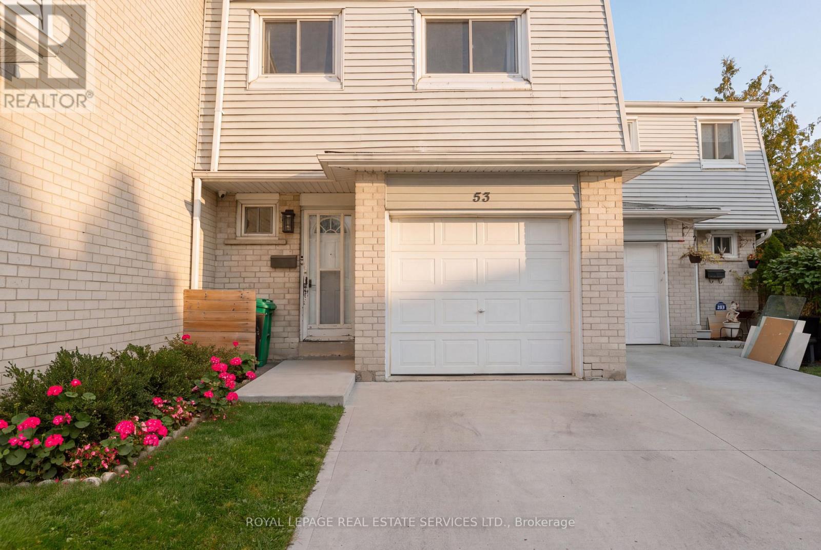 #53 400 MISSISSAUGA VALLEY BOULEVARD - Image 37