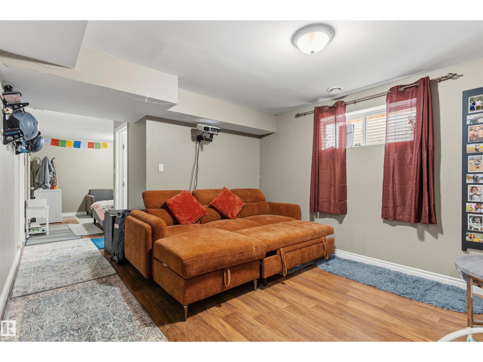 12035 18 AV SW - Image 28