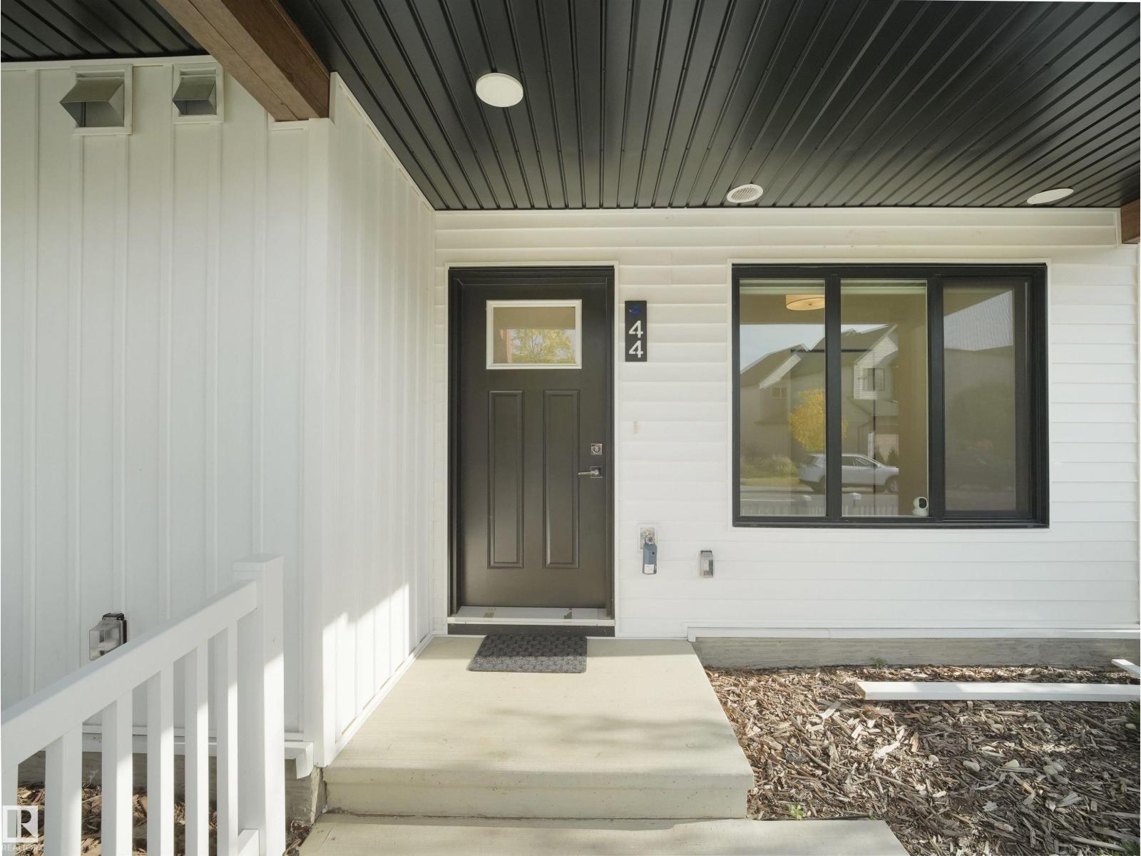 #44 1025 SECORD PROMENADE PM NW - 2