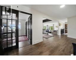 Living room - 19, 26534 Township Road 384, Rural Red Deer County, AB T4E1A1 Photo 9