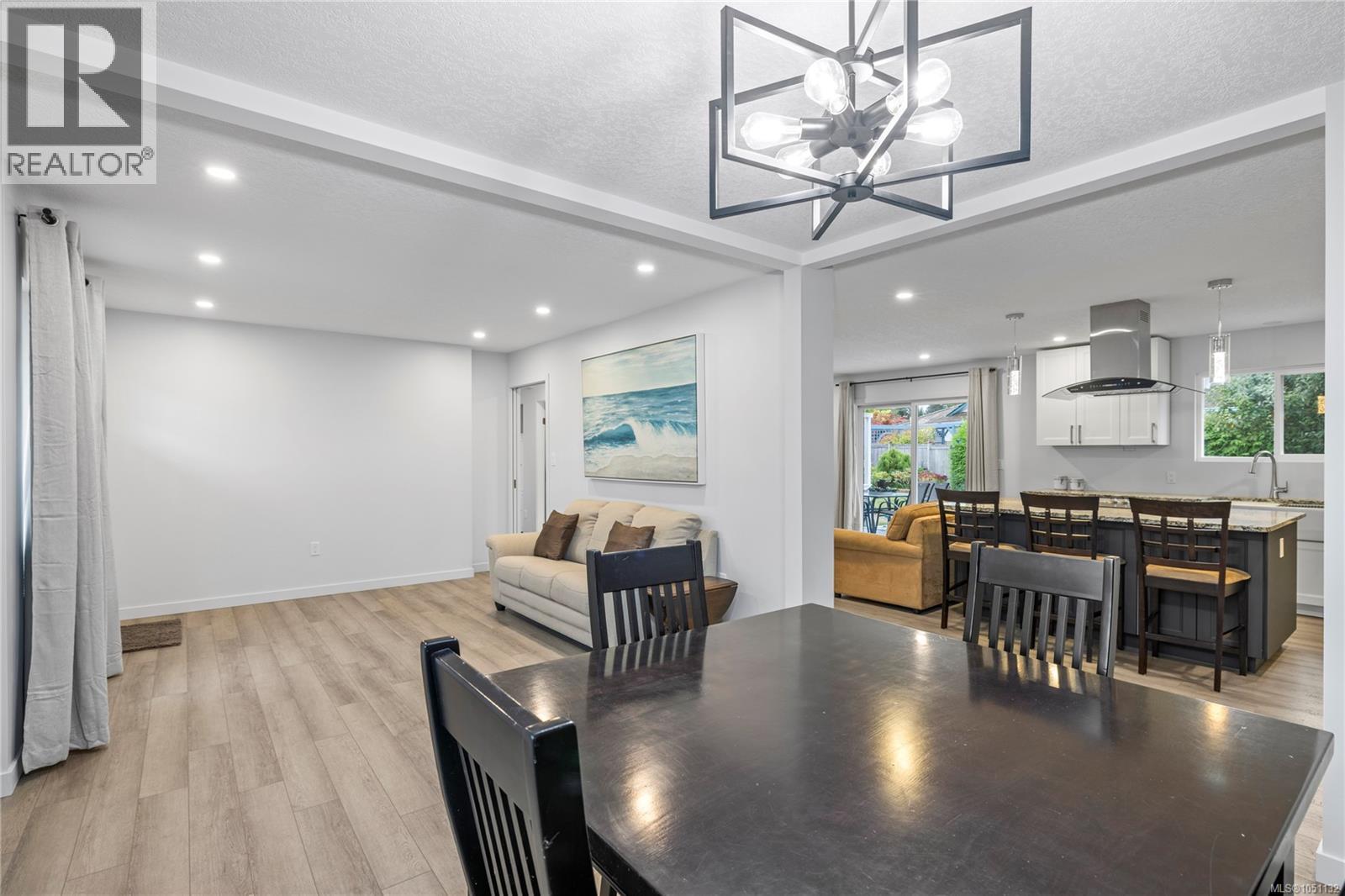 1350 Greenwood Way - 16
