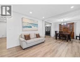 Living room - 1350 Greenwood Way, French Creek, BC V9P1X1 Photo 13