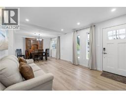 1350 Greenwood Way, French Creek, BC V9P1X1 Photo 14