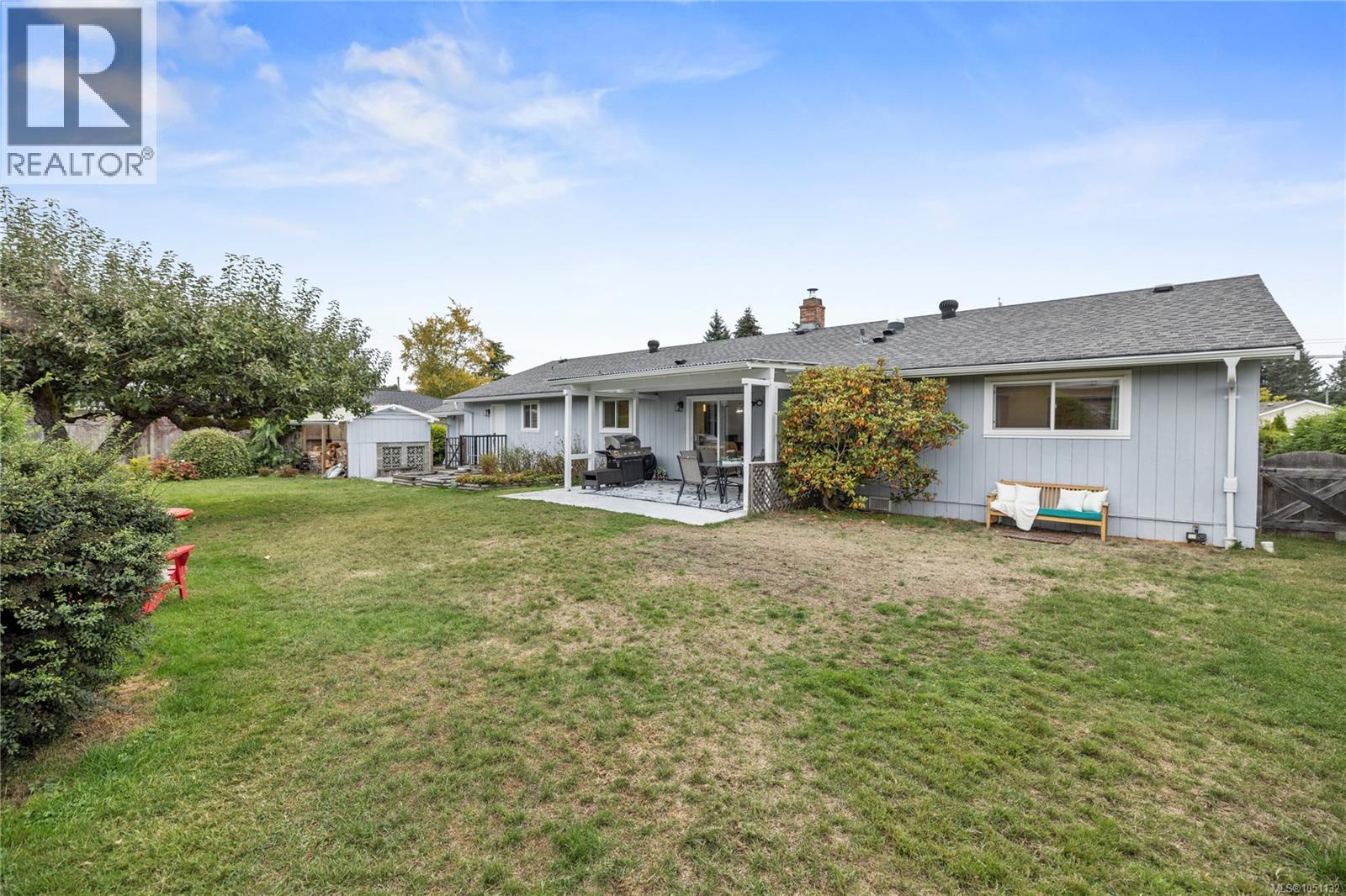 1350 Greenwood Way - 8