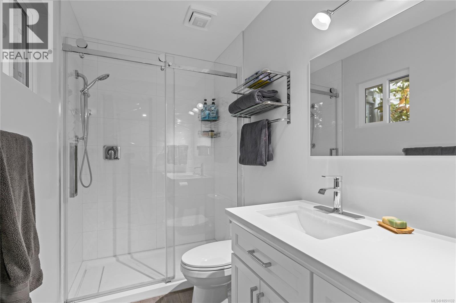 1350 Greenwood Way - 30