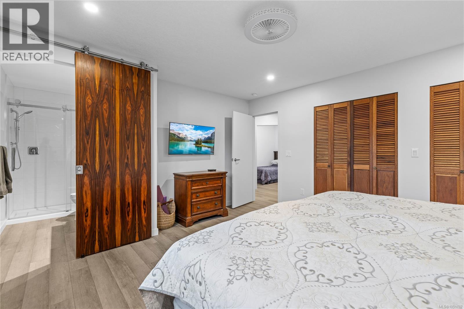 1350 Greenwood Way - 31