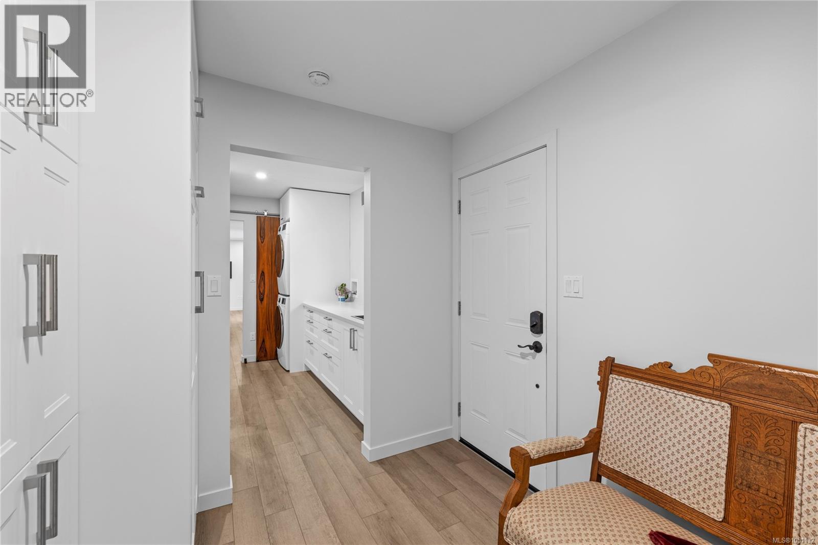 1350 Greenwood Way - Image 26
