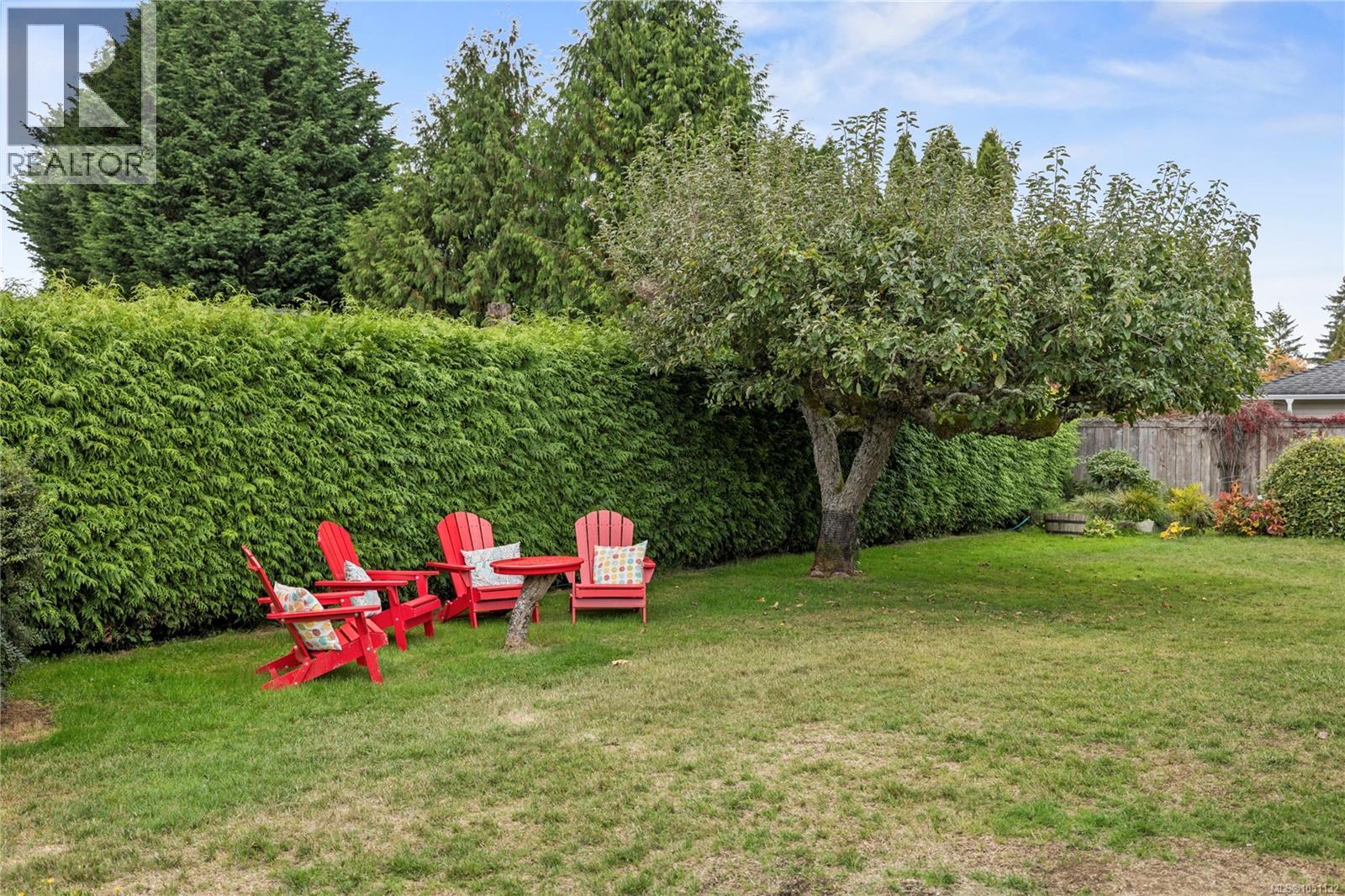 1350 Greenwood Way - Image 40