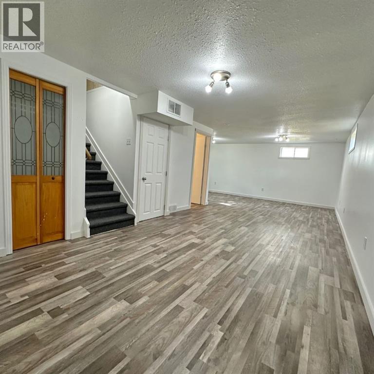 9120 96 Avenue - 27